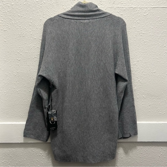 Cyrus Grey Open Cardigan Sweater with Button Sides NWT XS - Picture 6 of 7